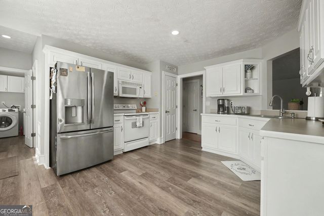4001 Morning Dove Court, Loganville, GA 30052