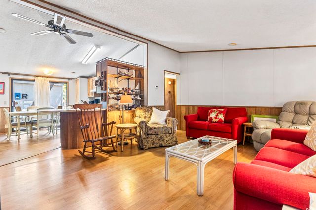 2425 Park St., North Myrtle Beach, SC 29582