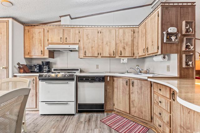 2425 Park St., North Myrtle Beach, SC 29582