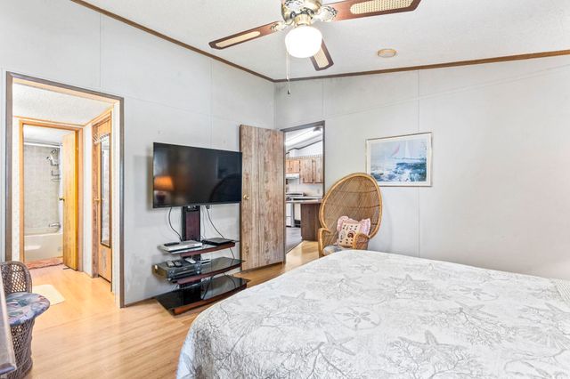 2425 Park St., North Myrtle Beach, SC 29582