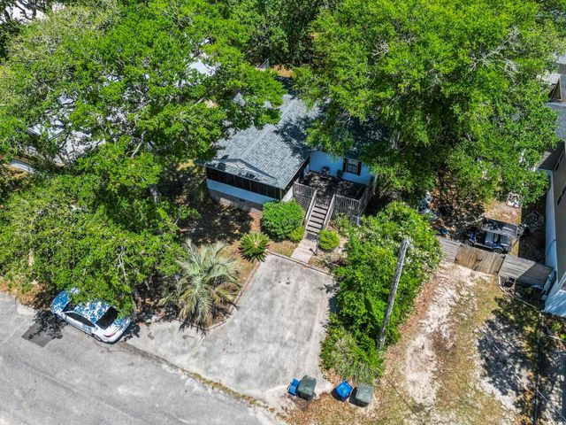 2425 Park St., North Myrtle Beach, SC 29582
