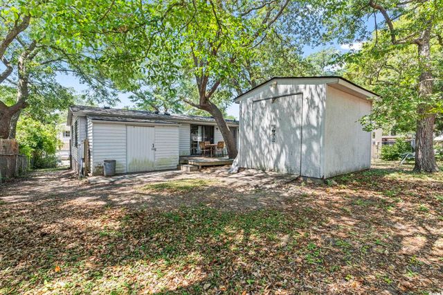 2425 Park St., North Myrtle Beach, SC 29582