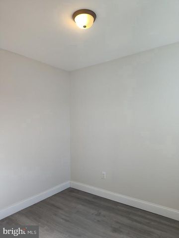 4230 6TH ST SE #3, Washington, DC 20032