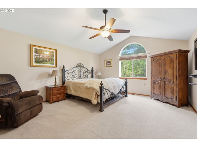 37620 Se HIDDEN FALLS Rd, Washougal, WA 98671