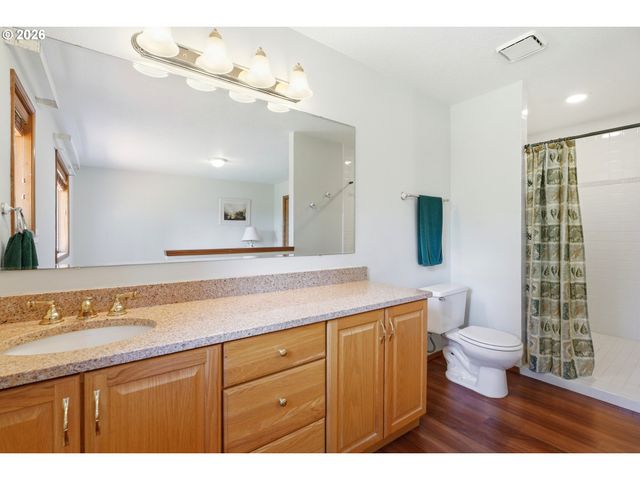 37620 Se HIDDEN FALLS Rd, Washougal, WA 98671