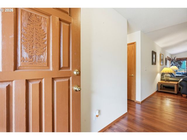 37620 Se HIDDEN FALLS Rd, Washougal, WA 98671