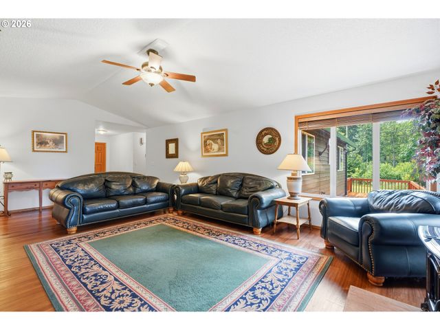 37620 Se HIDDEN FALLS Rd, Washougal, WA 98671
