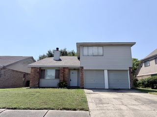 16518 Quail Briar Drive, Houston, TX 77489