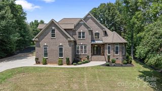140 Pintail Run Lane, Mooresville, NC 28117