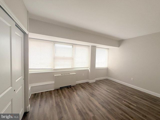 1509 BARCLAY TOWERS, Cherry Hill, NJ 08034