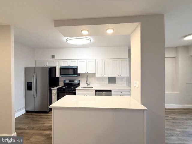 1509 BARCLAY TOWERS, Cherry Hill, NJ 08034