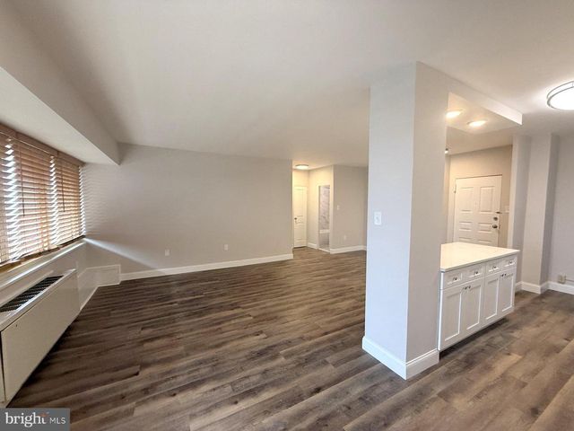 1509 BARCLAY TOWERS, Cherry Hill, NJ 08034