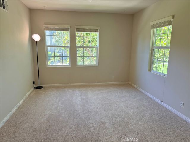 15231 Calverton, Tustin, CA 92782