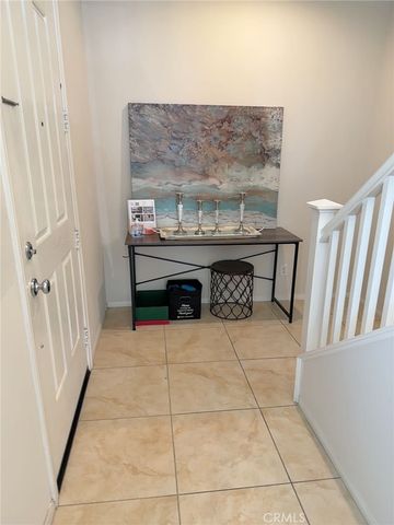15231 Calverton, Tustin, CA 92782