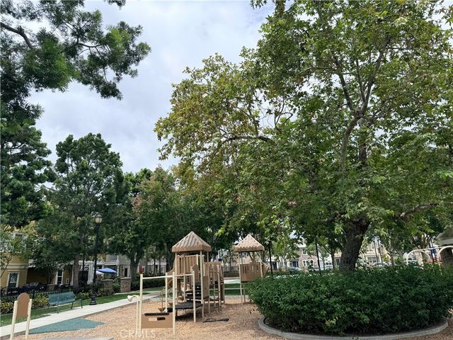 15231 Calverton, Tustin, CA 92782