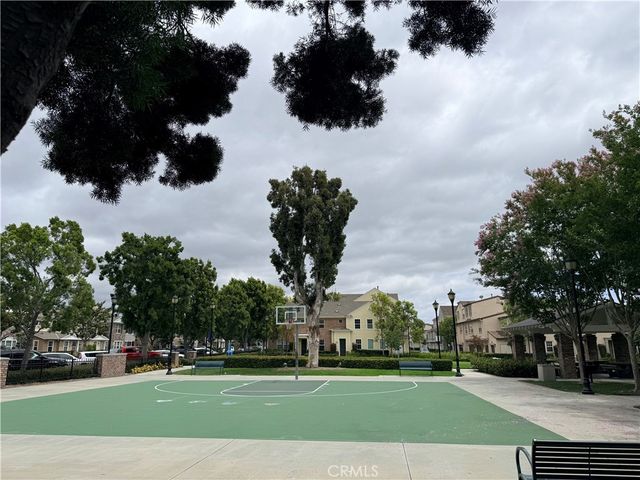 15231 Calverton, Tustin, CA 92782