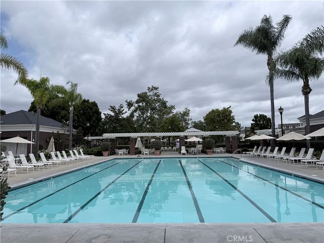 15231 Calverton, Tustin, CA 92782