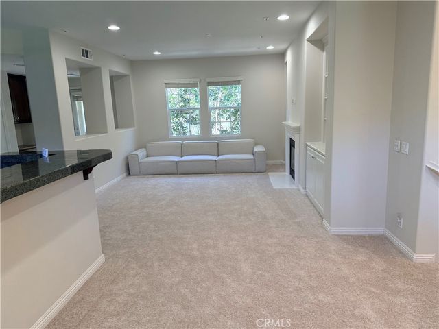 15231 Calverton, Tustin, CA 92782