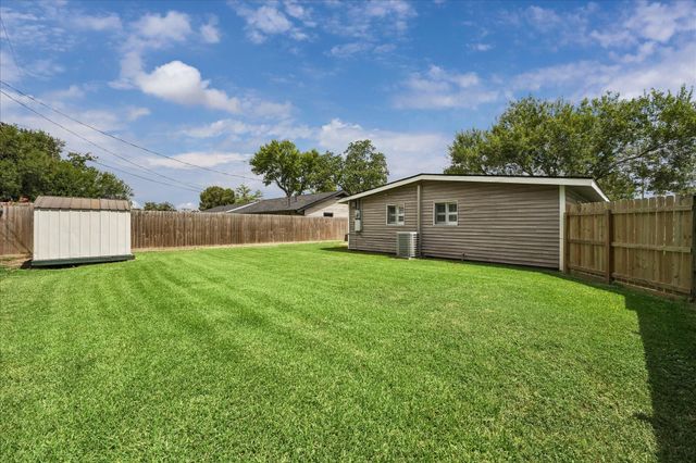 3807 Ramsey Drive, Pasadena, TX 77503