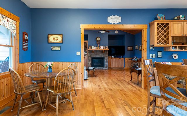 82 Red Mulberry Drive, Zirconia, NC 28790