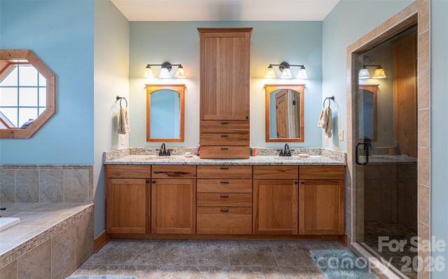 82 Red Mulberry Drive, Zirconia, NC 28790