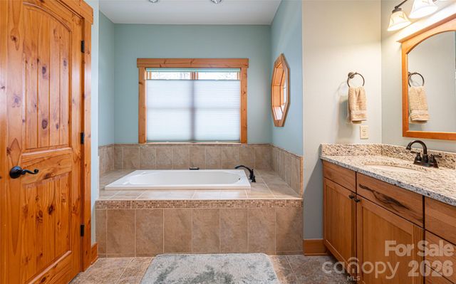 82 Red Mulberry Drive, Zirconia, NC 28790