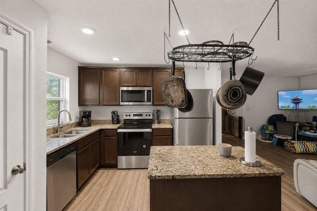 1200 9TH AVENUE, Deland, FL 32724