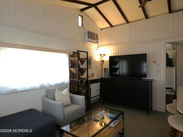 115 W Amberjack Way, Lavallette, NJ 08735