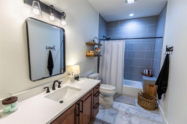 7680 Highway 36 N, Bellville, TX 77418