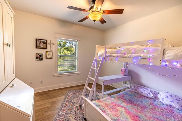 7680 Highway 36 N, Bellville, TX 77418