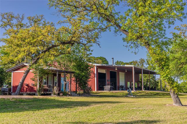 7680 Highway 36 N, Bellville, TX 77418