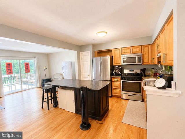 10417 HEATHSIDE WAY, Potomac, MD 20854