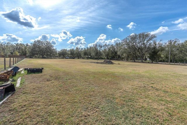7843 SHOUPE ROAD, Plant City, FL 33565