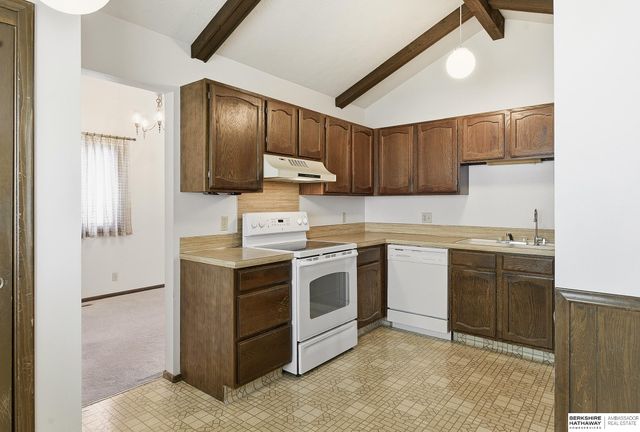 1122 Sally Street, Papillion, NE 68046