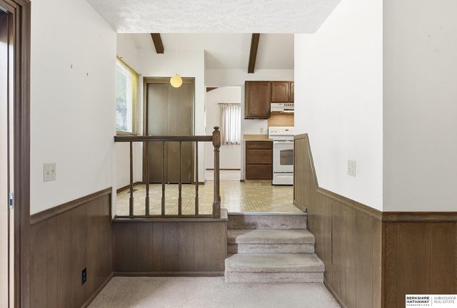 1122 Sally Street, Papillion, NE 68046