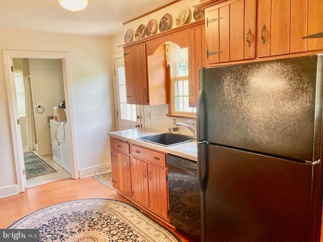 227 LOWRY RD, New Holland, PA 17557