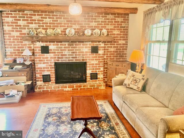 227 LOWRY RD, New Holland, PA 17557