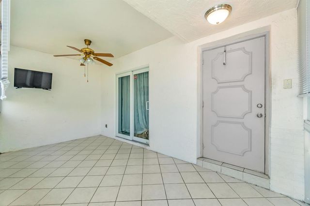 3360 NE Rossi Court NE, West Palm Beach, FL 33417