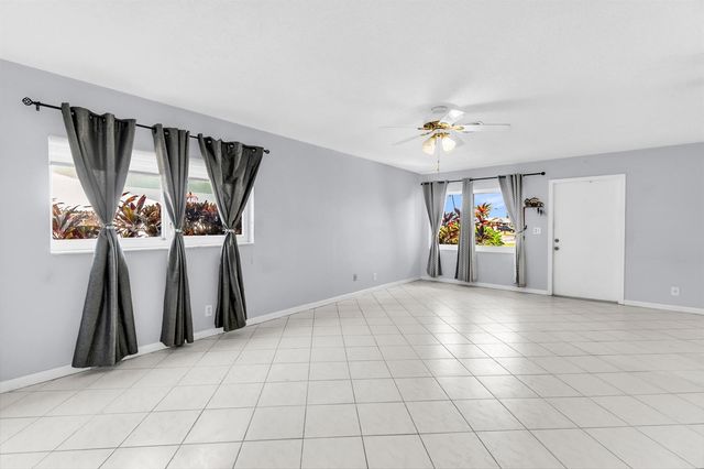 3360 NE Rossi Court NE, West Palm Beach, FL 33417