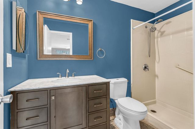 3360 NE Rossi Court NE, West Palm Beach, FL 33417