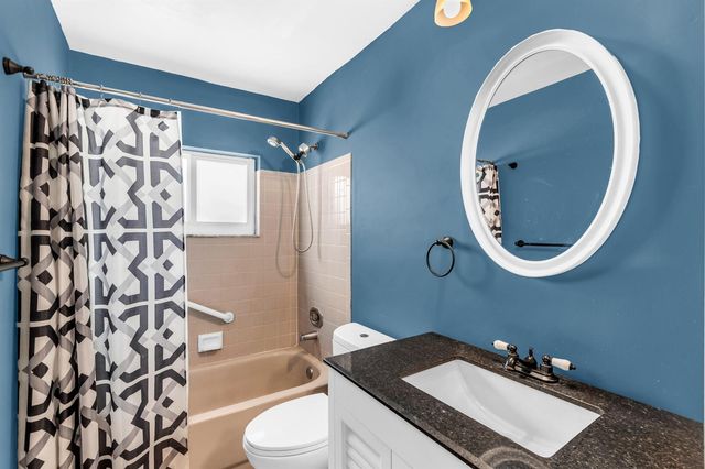 3360 NE Rossi Court NE, West Palm Beach, FL 33417