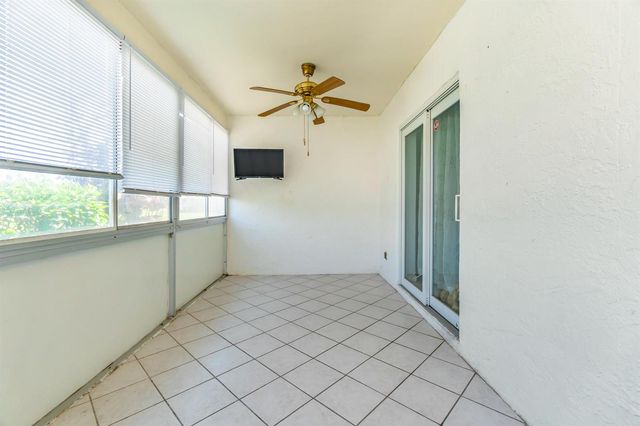 3360 NE Rossi Court NE, West Palm Beach, FL 33417