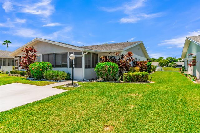 3360 NE Rossi Court NE, West Palm Beach, FL 33417