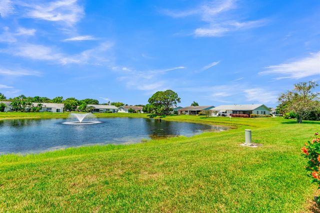 3360 NE Rossi Court NE, West Palm Beach, FL 33417