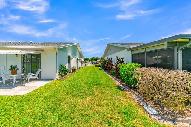 3360 NE Rossi Court NE, West Palm Beach, FL 33417