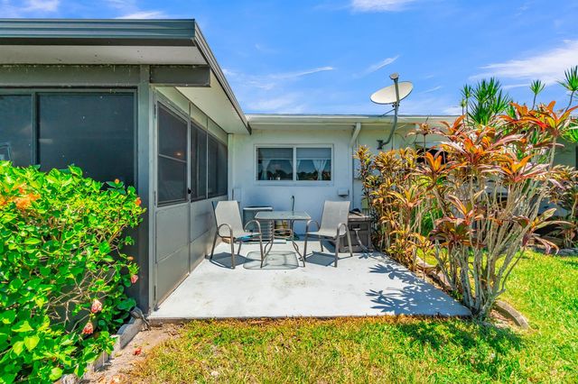 3360 NE Rossi Court NE, West Palm Beach, FL 33417