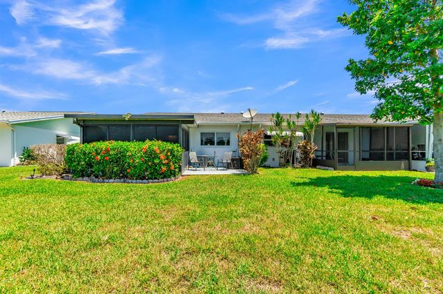 3360 NE Rossi Court NE, West Palm Beach, FL 33417