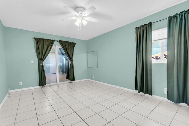 3360 NE Rossi Court NE, West Palm Beach, FL 33417