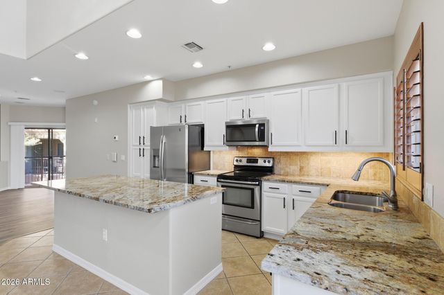 3935 E ROUGH RIDER Road 1024, Phoenix, AZ 85050