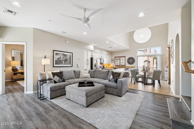 3935 E ROUGH RIDER Road 1024, Phoenix, AZ 85050